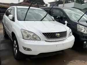 Toyota Harrier 2010