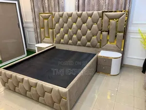 Elegant Fabric and Leather Beds 6x6
