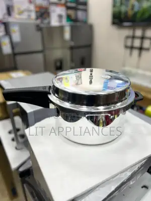 Geepas 7.5l Non Electric Pressure Cooker