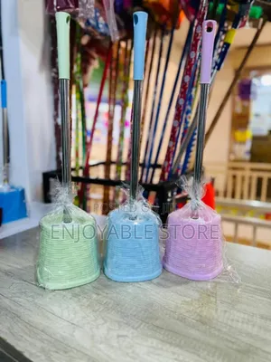 Matted Toilet Brushes Matted Toilet Brushes(Metallic Handle)
