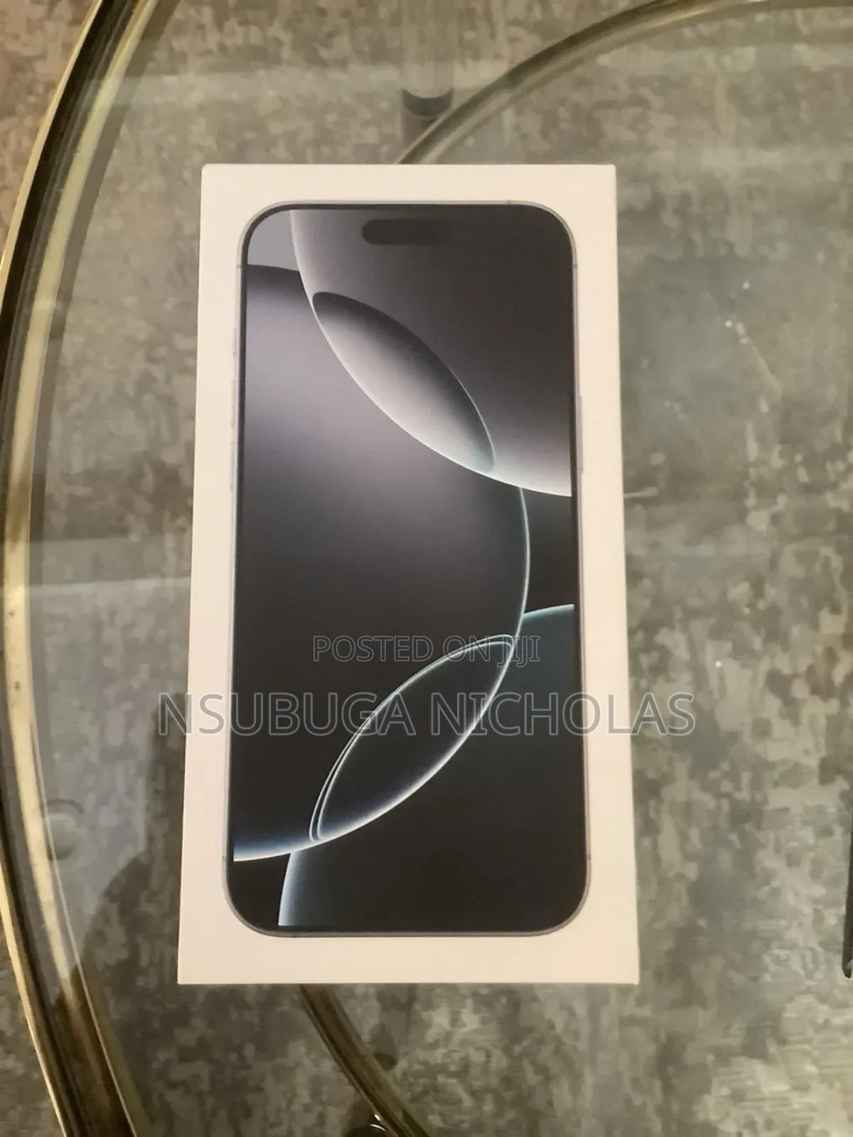 New Apple iPhone 16 Pro Max 1 TB Silver