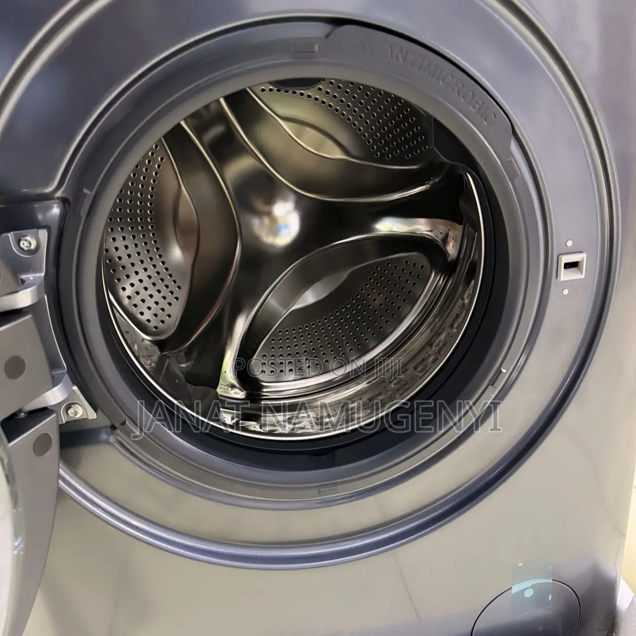Chiq 8kg Automatic Front Loader Washing Machine