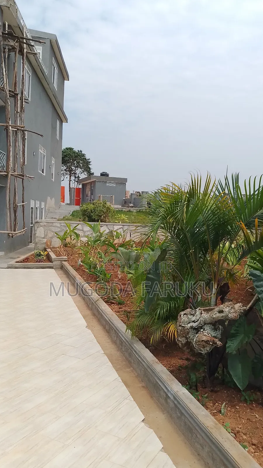5bdrm Mansion in Mirembe Villa, Makindye for sale