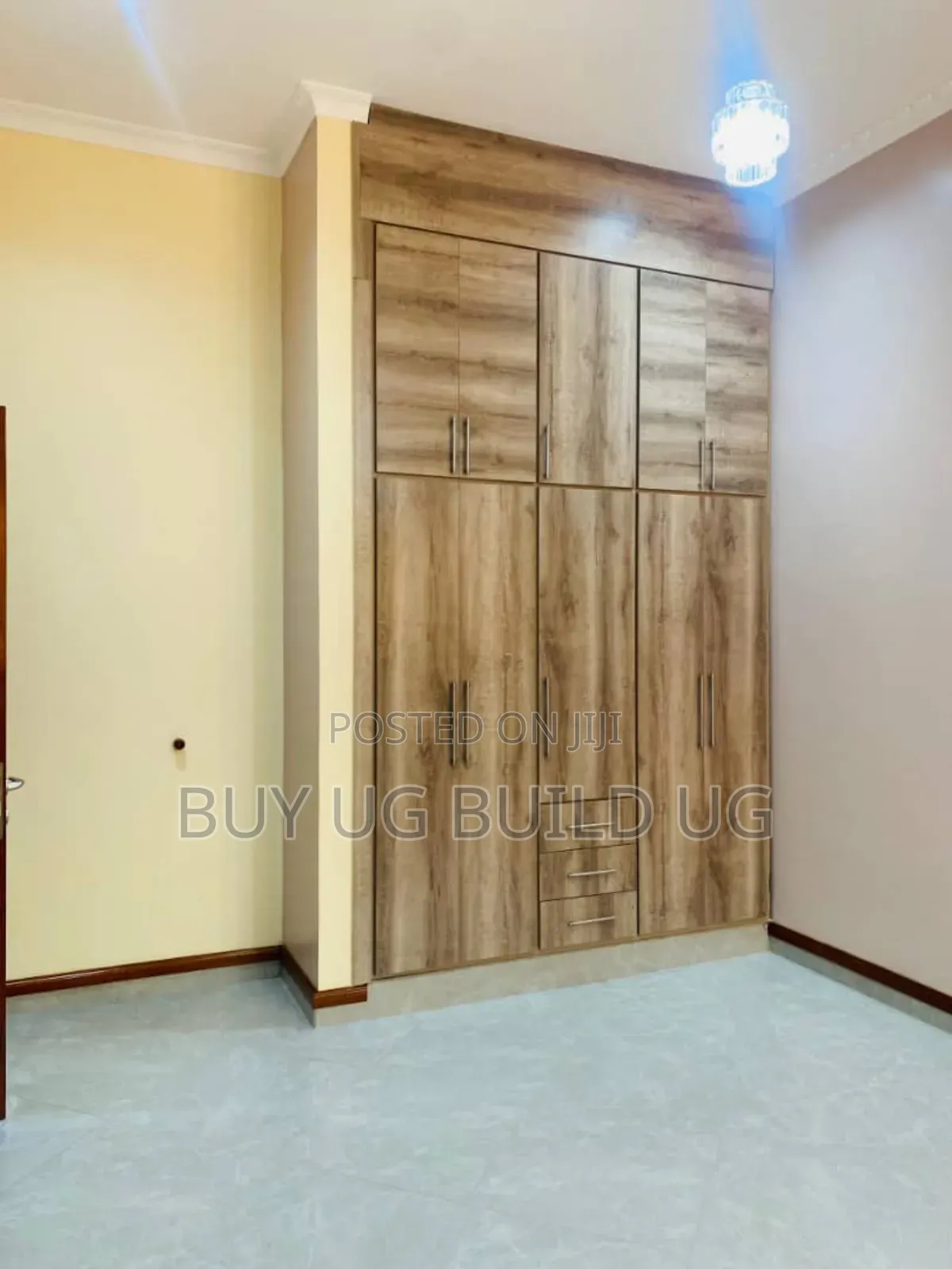 4bdrm Bungalow in Bwebajja Entebbe, Division A for sale
