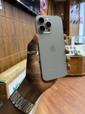 Apple iPhone 16 Pro Max 256 GB Silver