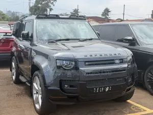 Land Rover Defender 2023 Black