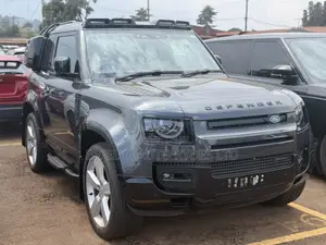 Land Rover Defender 2023 Black