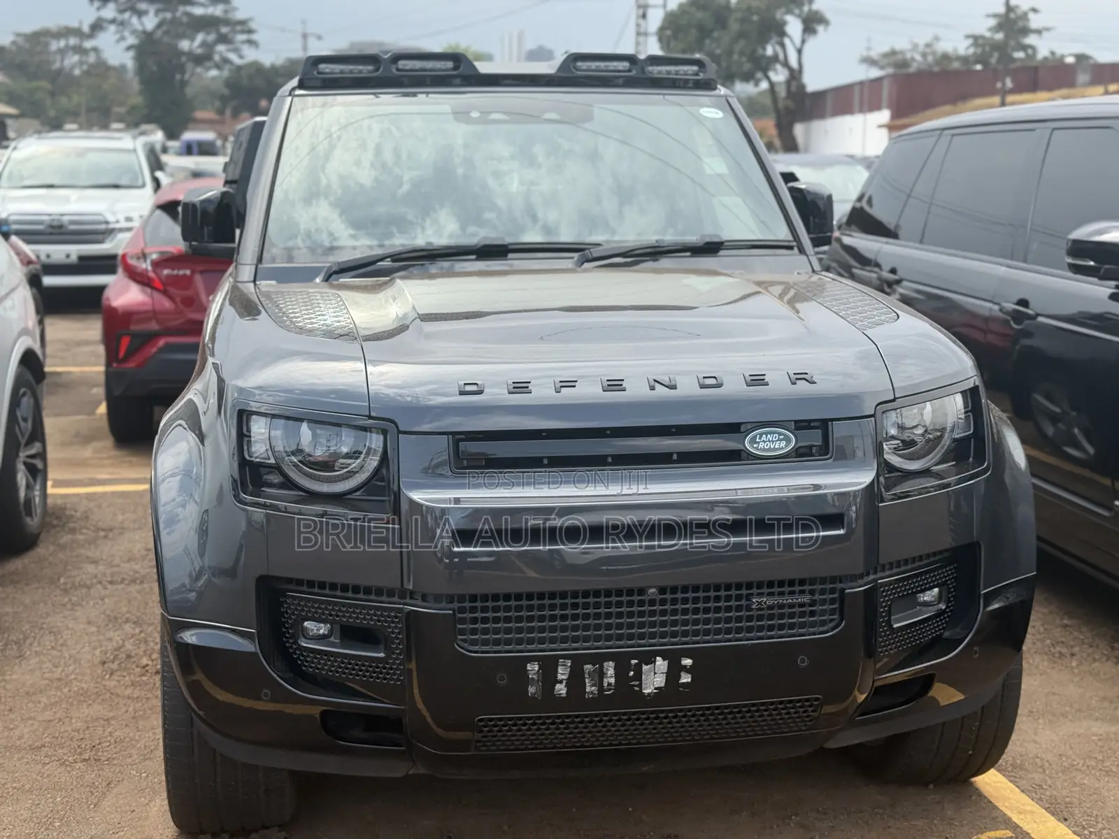 Land Rover Defender 2023 Black