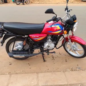 Bajaj Boxer 125 2024 Red