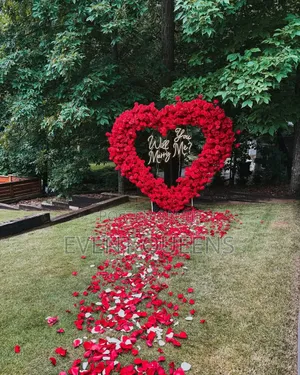 Proposal Decorations At Negotiable Price