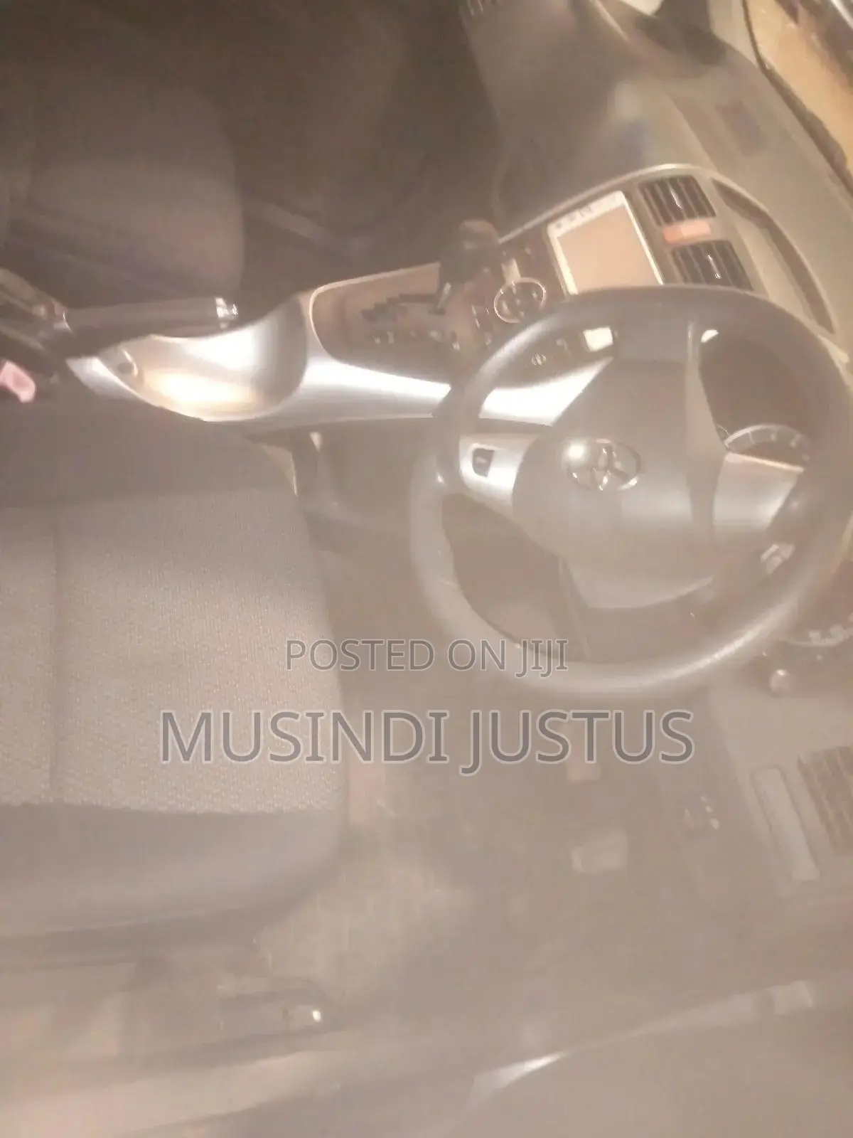 Toyota Auris 2010 Silver