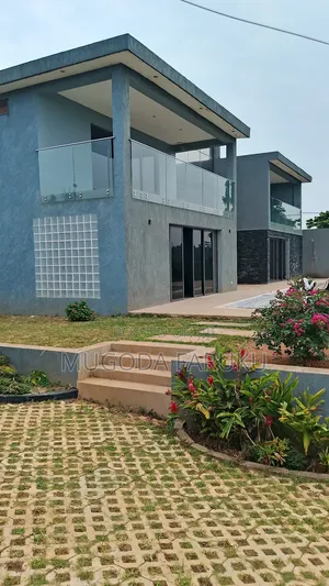Furnished 5bdrm Mansion in Mirembe Villas, Makindye for sale