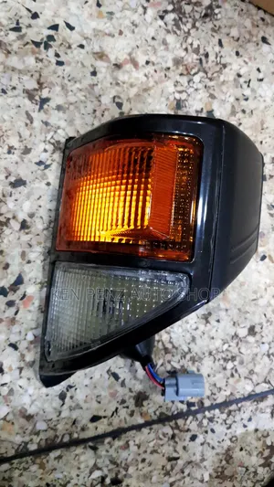 Landcruiser Hardtop Fj75- Fj78 Conerlamps