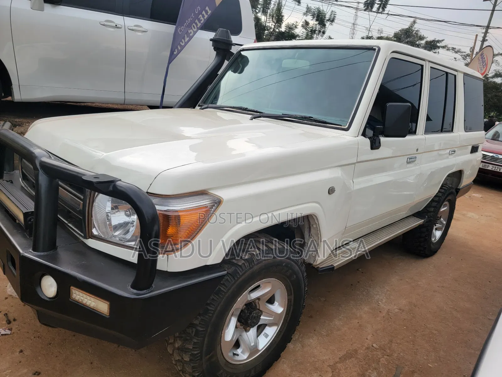 Toyota Land Cruiser Prado 2010 White