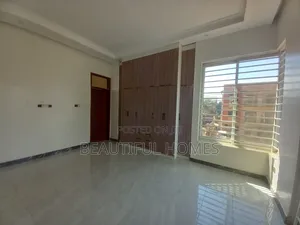 Furnished 4bdrm Duplex in Kira for sale