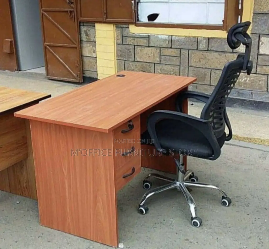 Startup Office Chair Setting