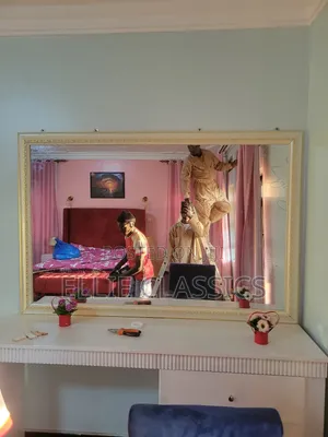 Caorrl Framed Mirror
