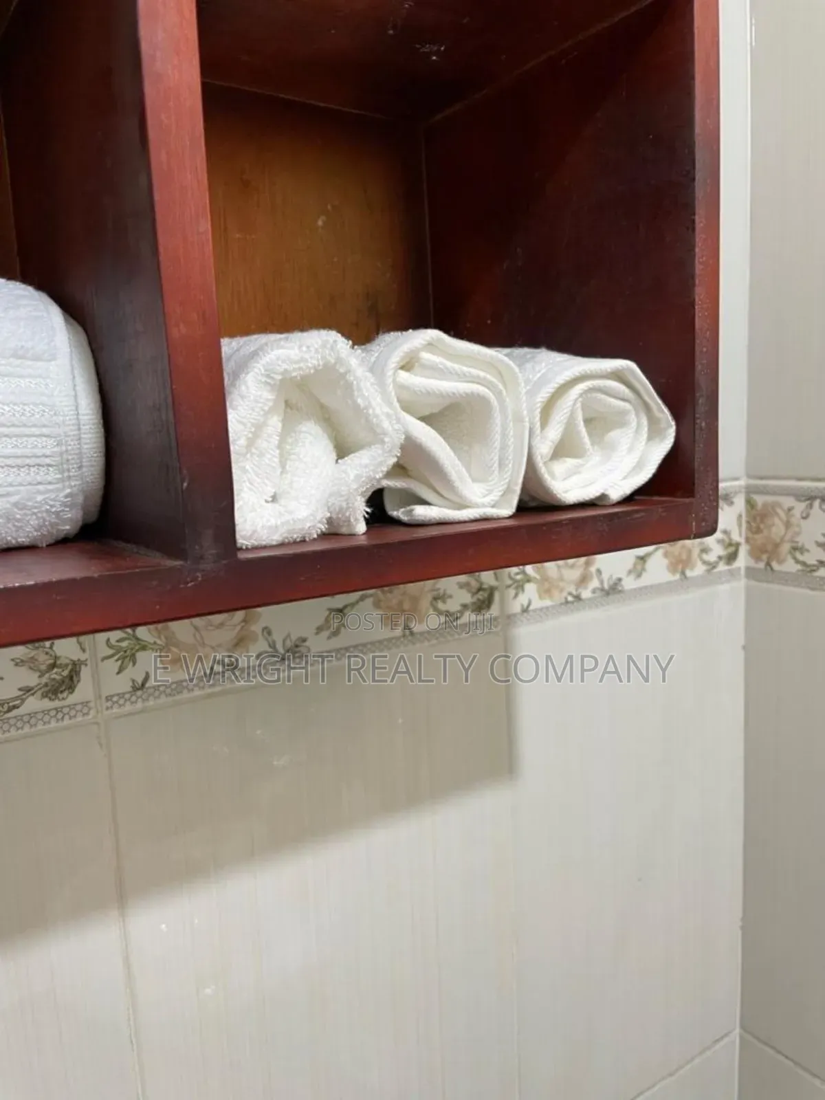 1 Bedroom Gorgeous Furnished Airbnb for Rent in Bugoloobi
