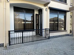 1 Bedroom Luxurious Furnished Airbnb Apartment for Rent in Kyanja