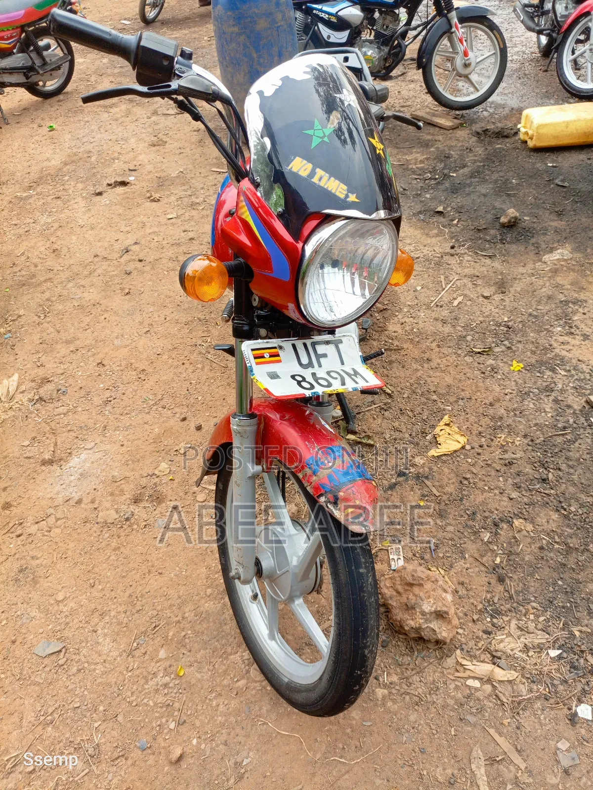Bajaj Boxer 125 2024 Red