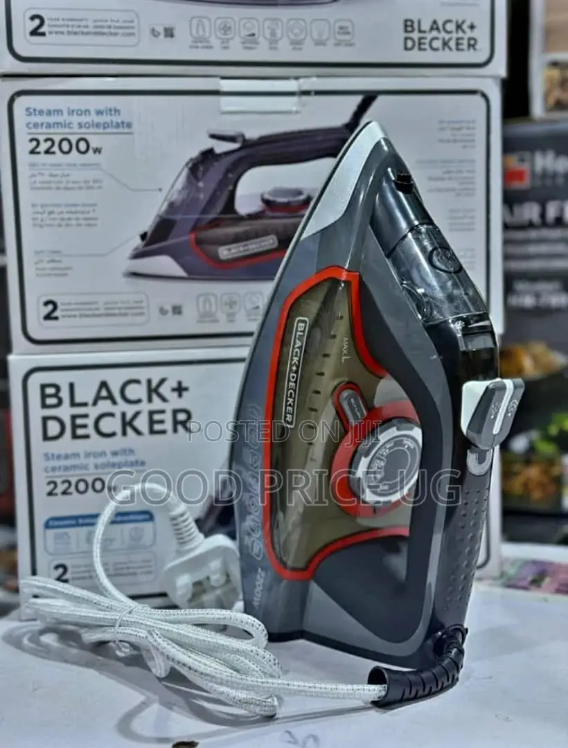Steam Iron With Ceramic Soleplate 2200w