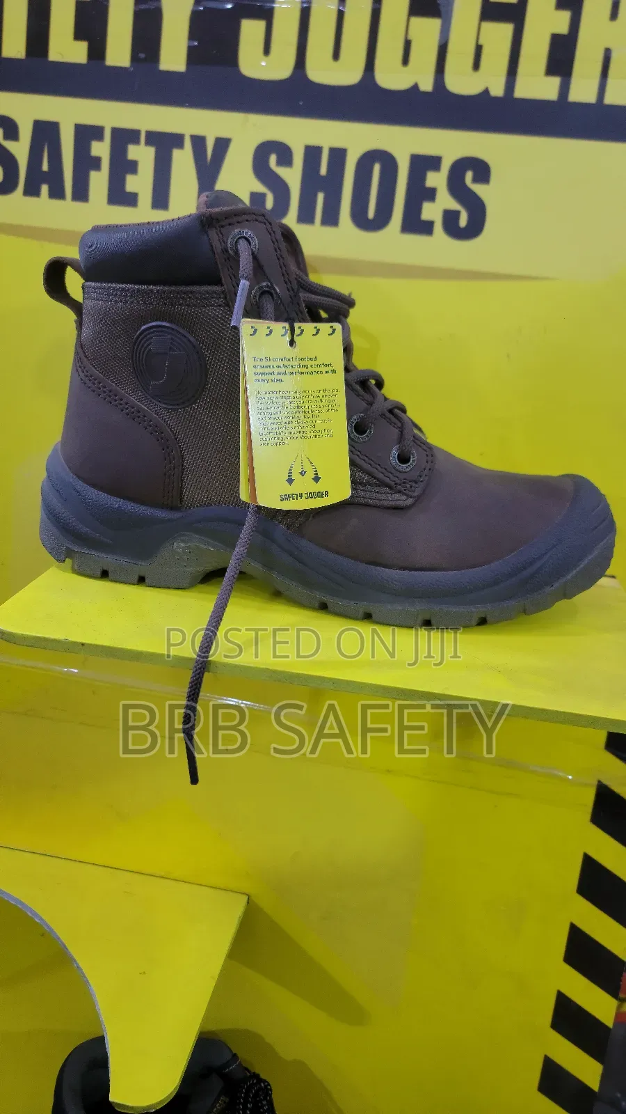 Safety Shoe. Jogger Brown