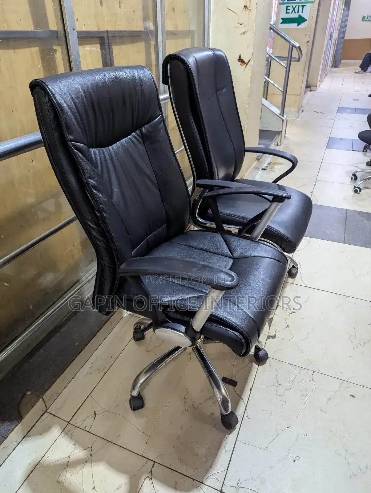 Pure Leather Office Chairs, Adjustable and Very Strong. 2 Pieces