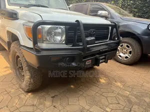 Toyota Land Cruiser 76 Series 2019 White