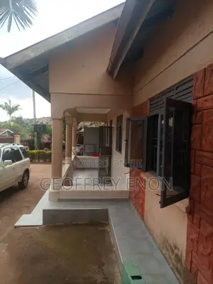 Furnished 3bdrm House in Kira for sale