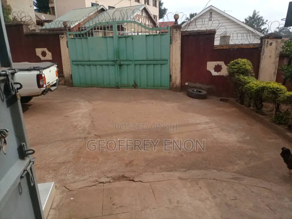 Furnished 3bdrm House in Kira for sale