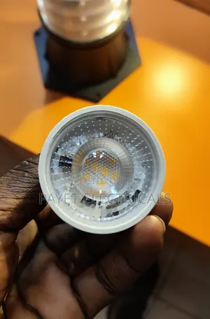 Gu-10 Led Bulb Warm White 6watts