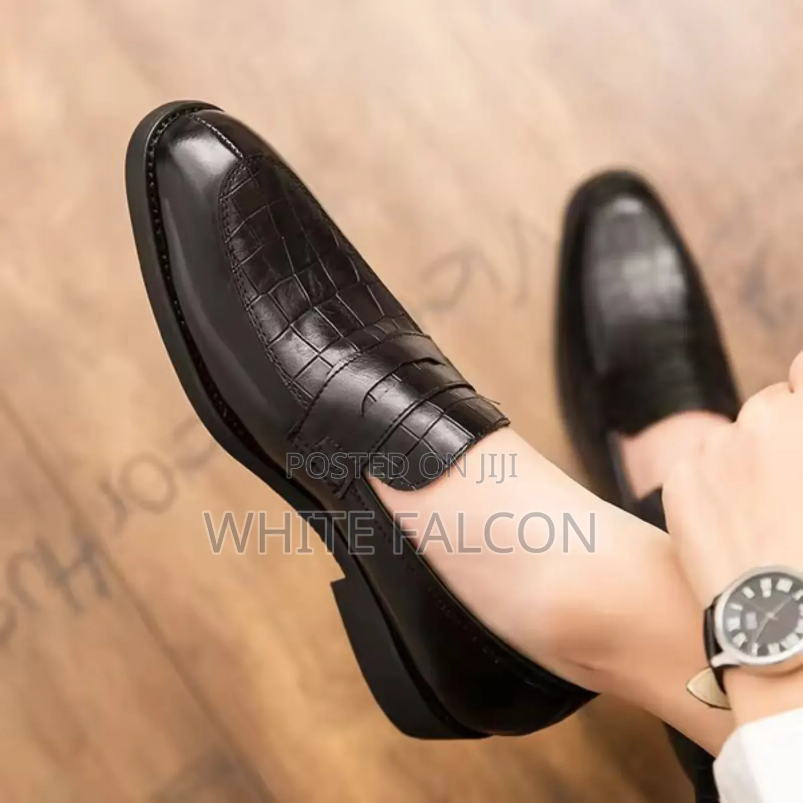Gentle Leather Shoes With Rubber Sole