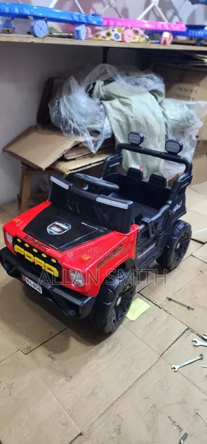 4x4 Simple Remote Controlled Car