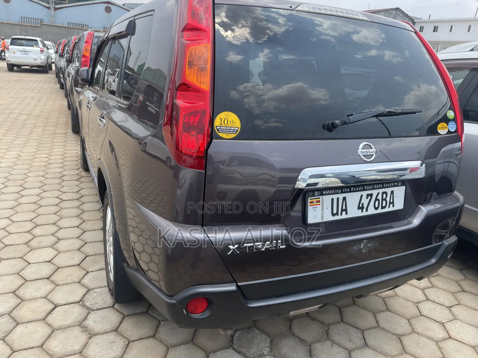 Nissan X-Trail 2011 Gray