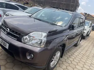 Nissan X-Trail 2011 Gray