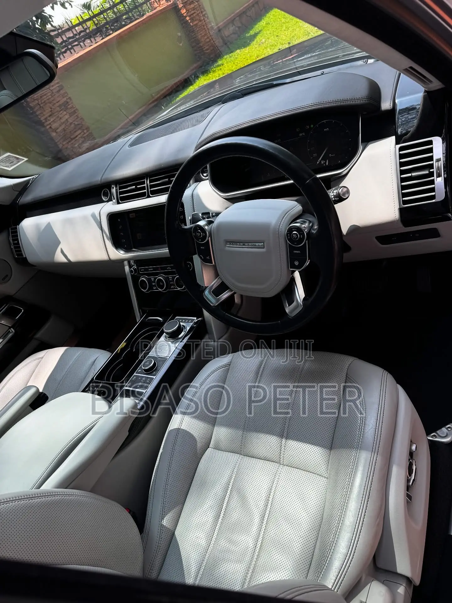 Land Rover Range Rover Vogue 2016 Silver