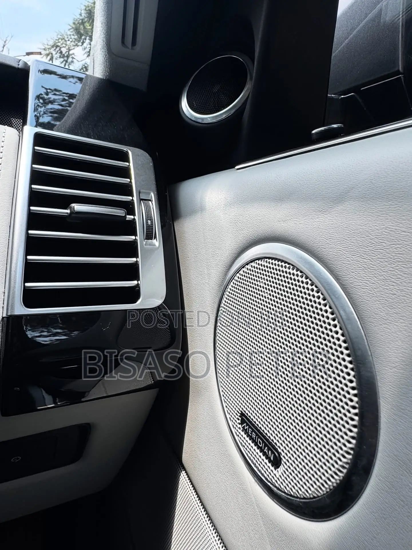 Land Rover Range Rover Vogue 2016 Silver