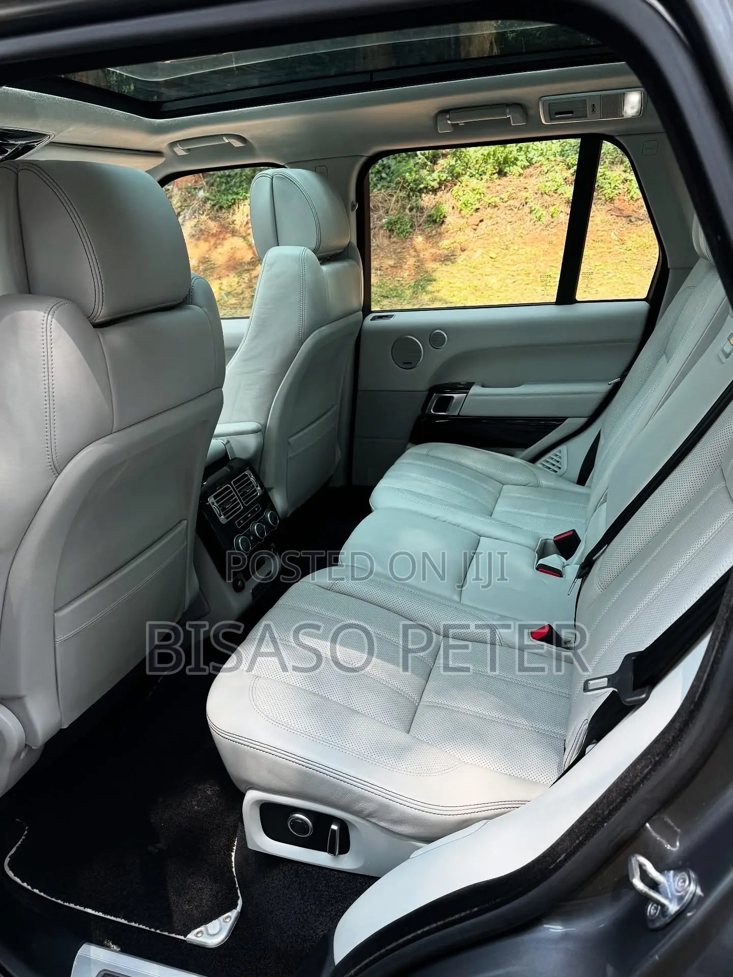 Land Rover Range Rover Vogue 2016 Silver