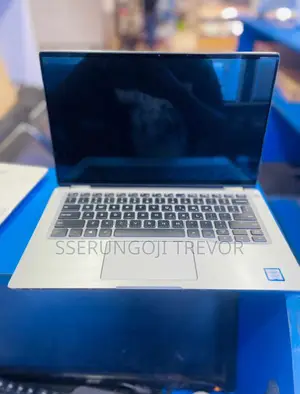Laptop Dell Latitude 7400 8GB Intel Core I5 SSHD+SSD 256GB