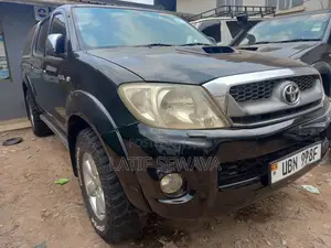 Toyota Hilux 3.0 D-4D Double Cab 2008 Gray