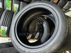 235/45r17 Hankook Tyres