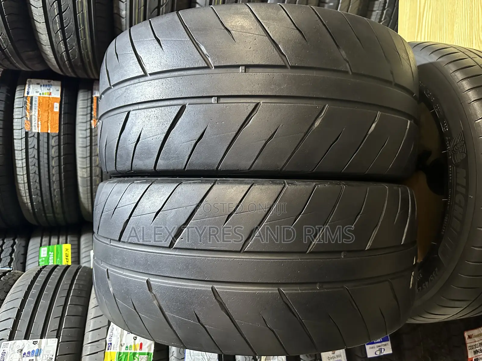 235/45r17 Hankook Tyres
