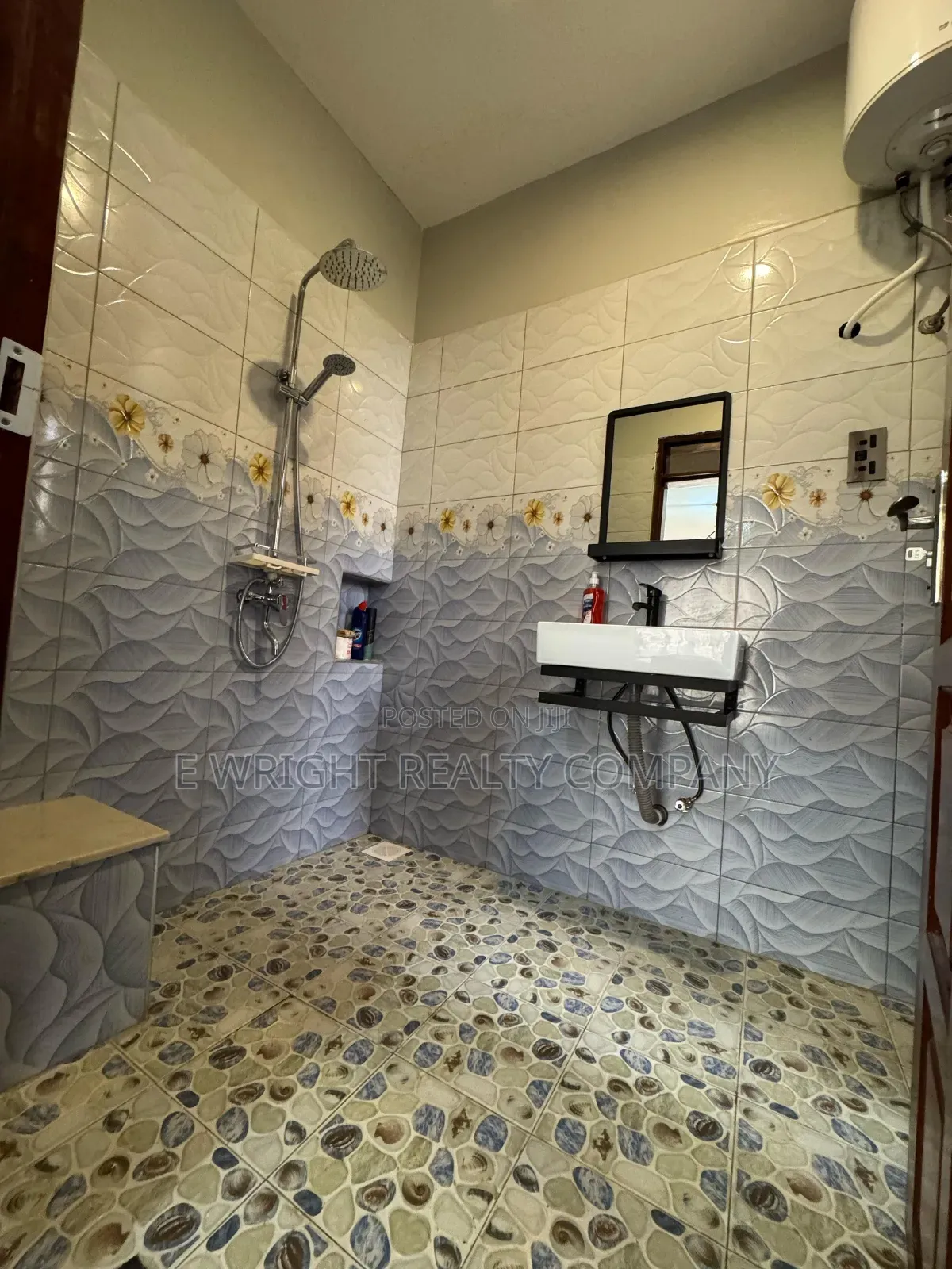 2 Bedroom Fully Furnished Airbnb Apartment for Rent in Bukoto