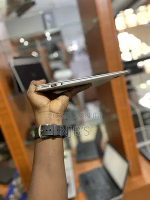 Laptop Apple MacBook Air 2014 8GB Intel Core I7 SSD 128GB
