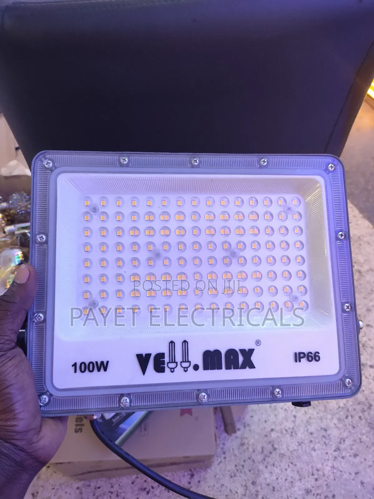 Vellomax Warm White Security Flood Light