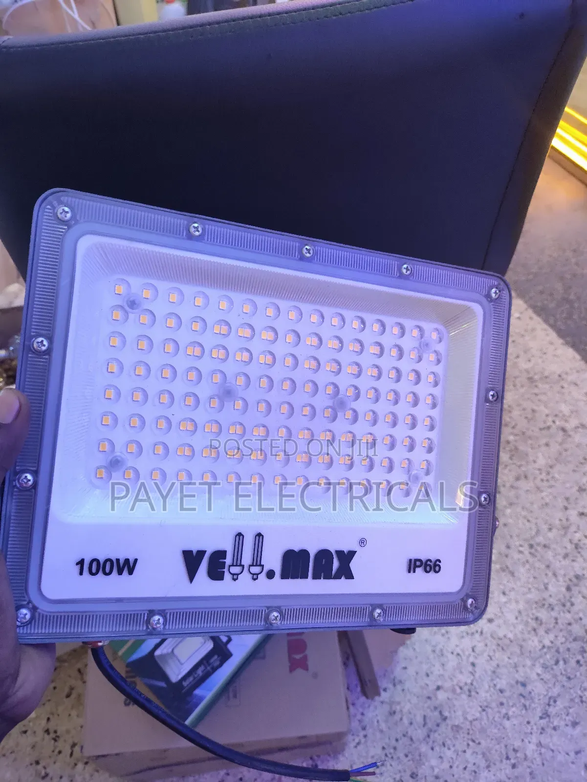 Vellomax Warm White Security Flood Light