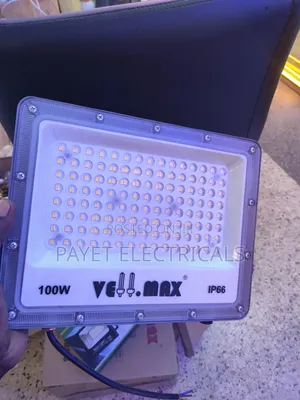 Vellomax Warm White Security Flood Light