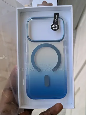Transparent Magsafe iPhone 17 Cases