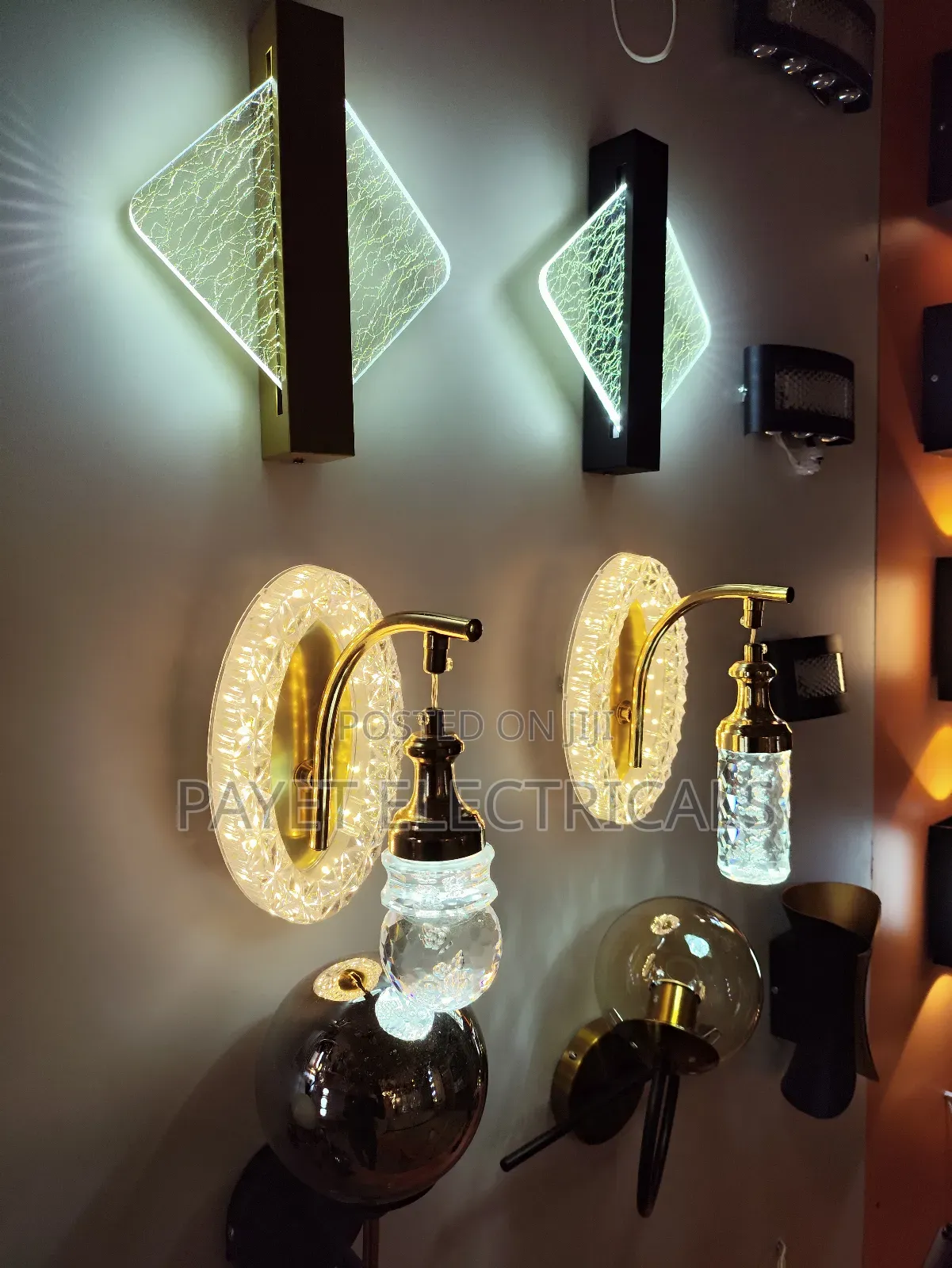 Wall Lamp for Led That Changes Colours