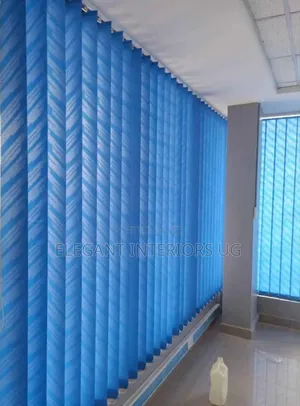 Elegant Office Blinds in Quality Fabrics Available at Favorable Price
